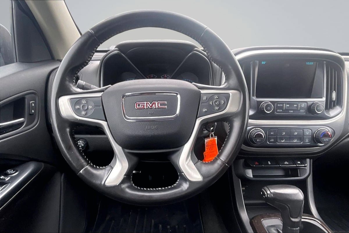 Used 2018 GMC Canyon SLE w/ SLE Convenience Package RWD image 5