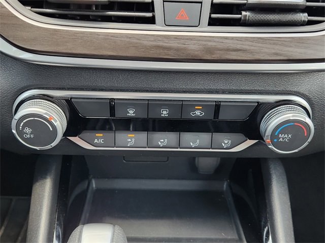 Used 2024 Nissan Altima 2.5 SV image 21