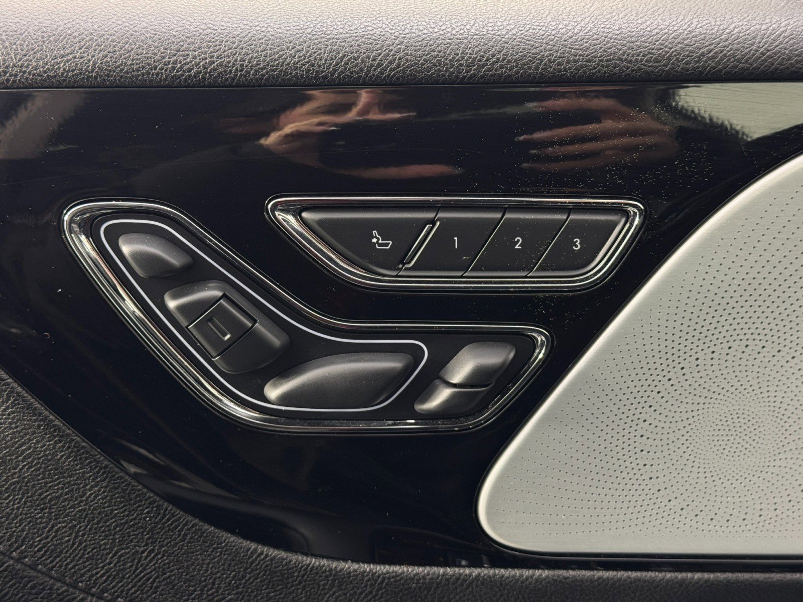 Used 2023 Lincoln Aviator Grand Touring w/ Equipment Group 301A image 18