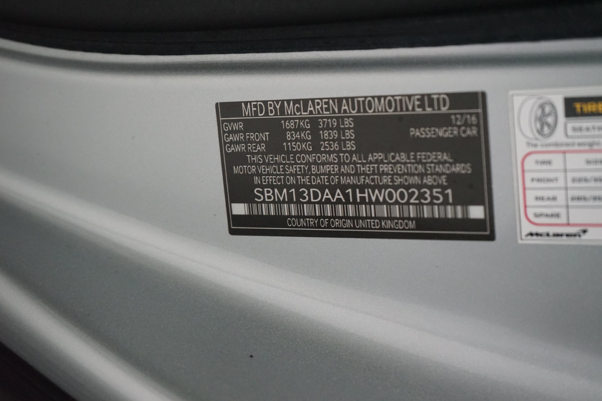 Used 2017 McLaren 570S Coupe RWD image 31