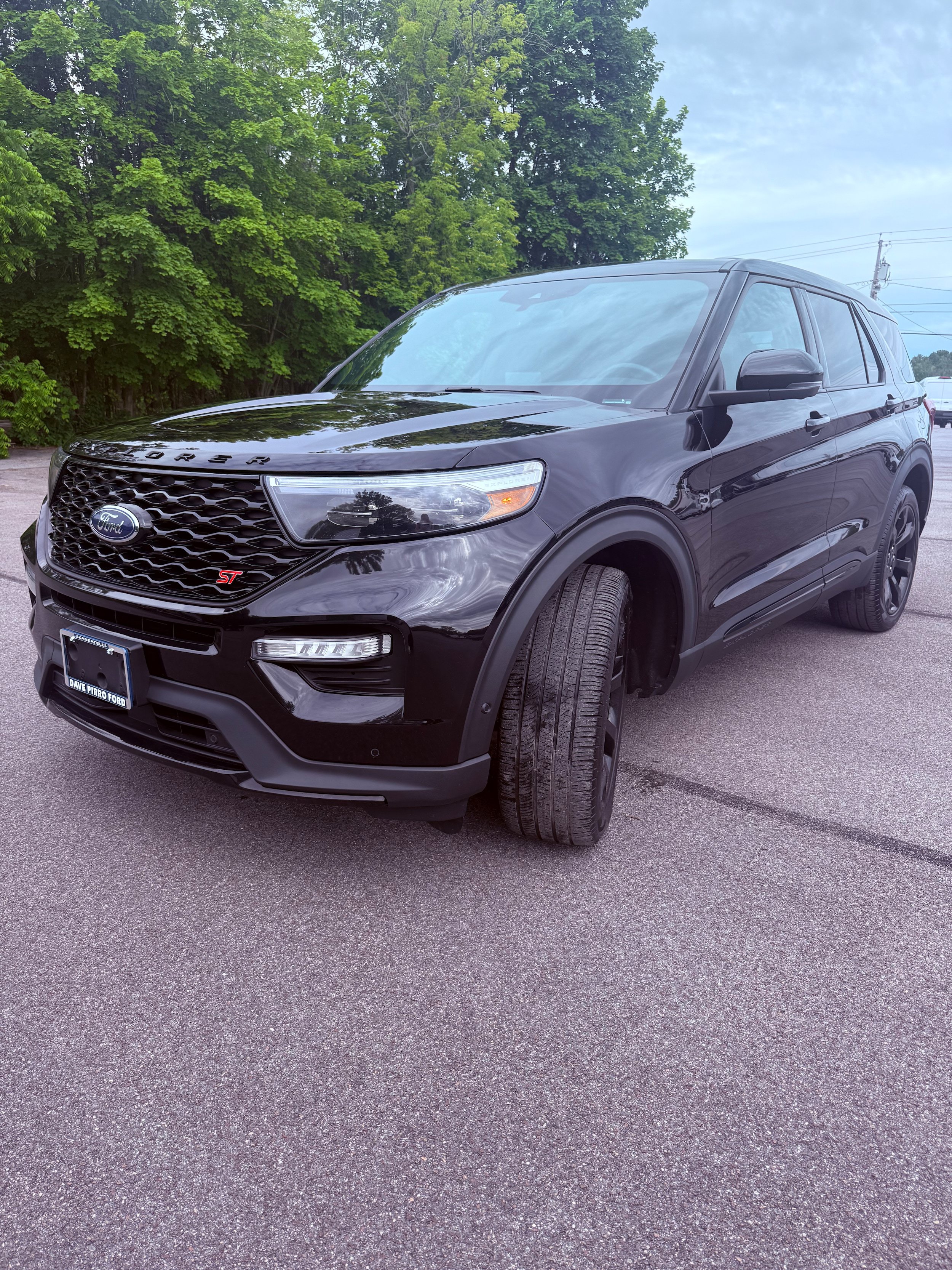 Used 2022 Ford Explorer ST w/ Equipment Group 401A AWD/4WD image 1