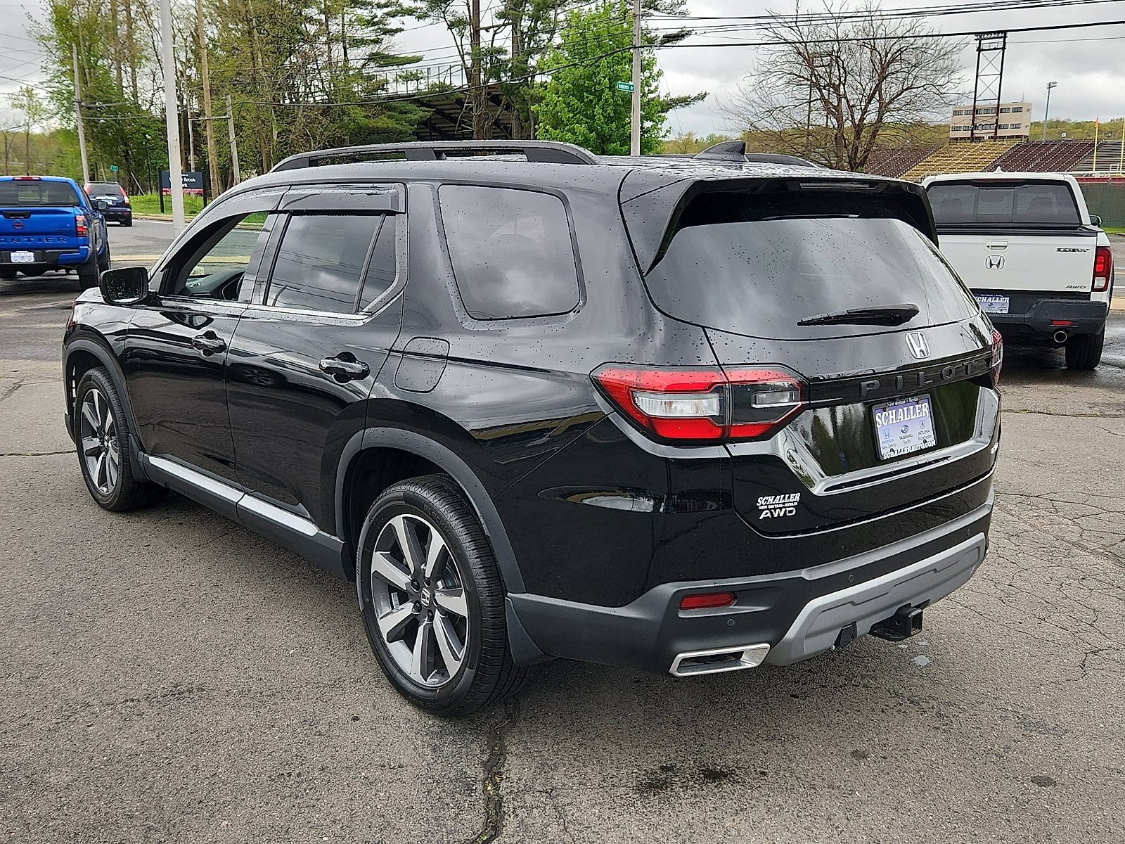 Used 2023 Honda Pilot Elite image 4