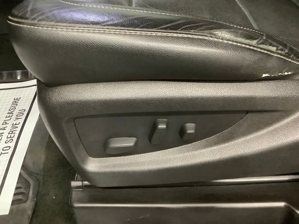 Used 2016 Chevrolet Silverado 2500 LTZ w/ Duramax Plus Package image 10