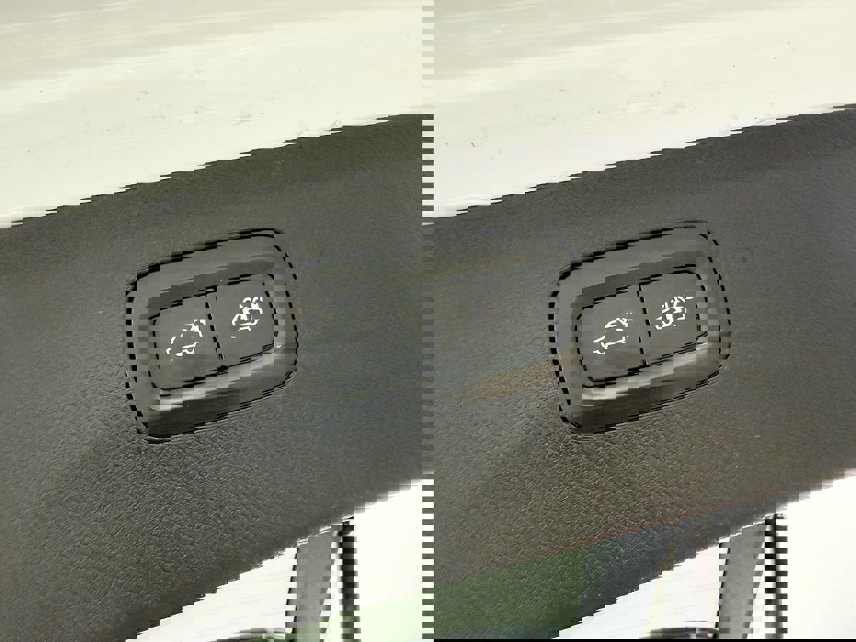 Used 2017 Volvo XC90 T6 Inscription w/ Vision Package image 14