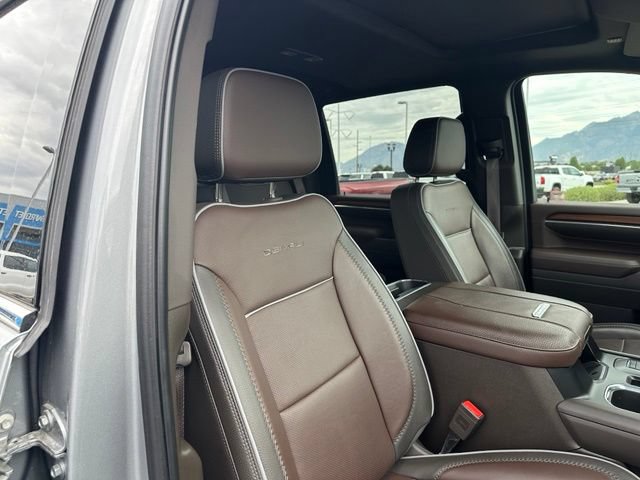 Certified 2025 GMC Sierra 3500 Denali w/ Denali Reserve Package AWD/4WD image 33