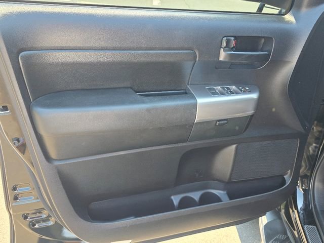 Used 2018 Toyota Sequoia TRD Sport AWD/4WD image 27