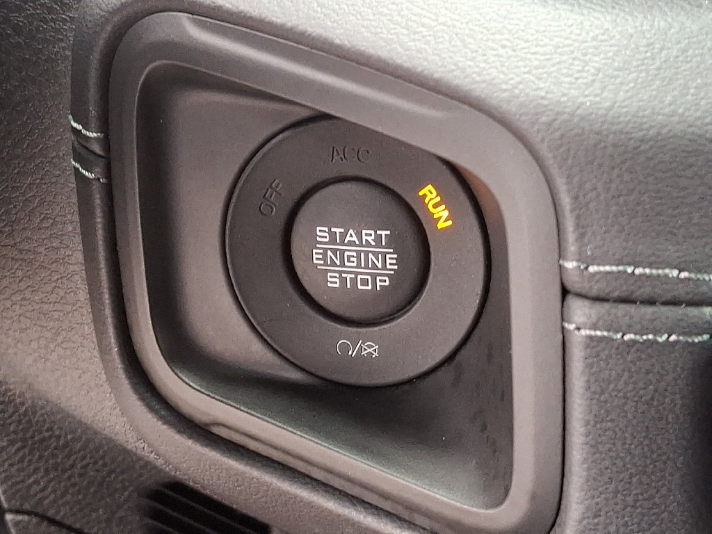 Used 2024 Jeep Wrangler Unlimited Sahara w/ Safety Group AWD/4WD image 23
