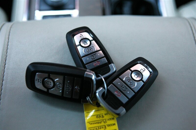 Used 2020 Ford Expedition Max Platinum AWD/4WD image 29