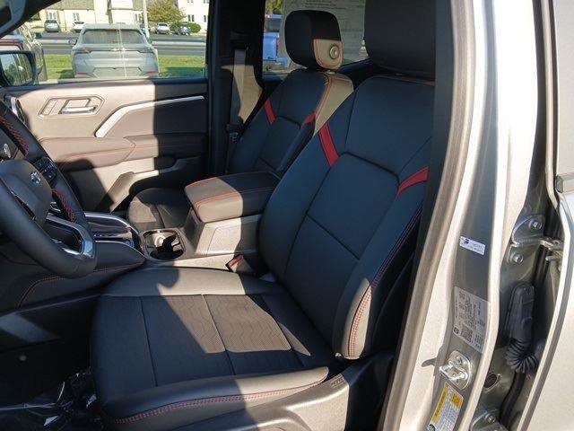 New 2025 Chevrolet Colorado Z71 w/ Midnight Edition image 26