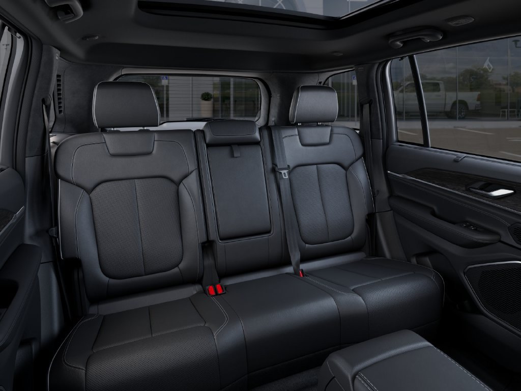New 2025 Jeep Grand Cherokee Overland w/ Adv Protech Group III AWD/4WD image 16