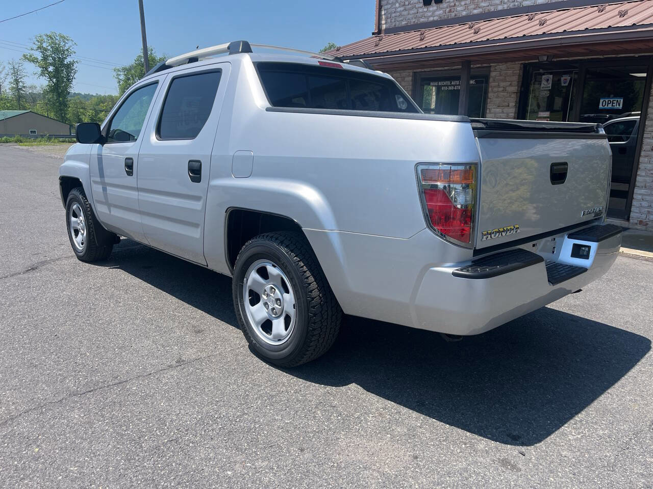 Used 2006 Honda Ridgeline RT image 8