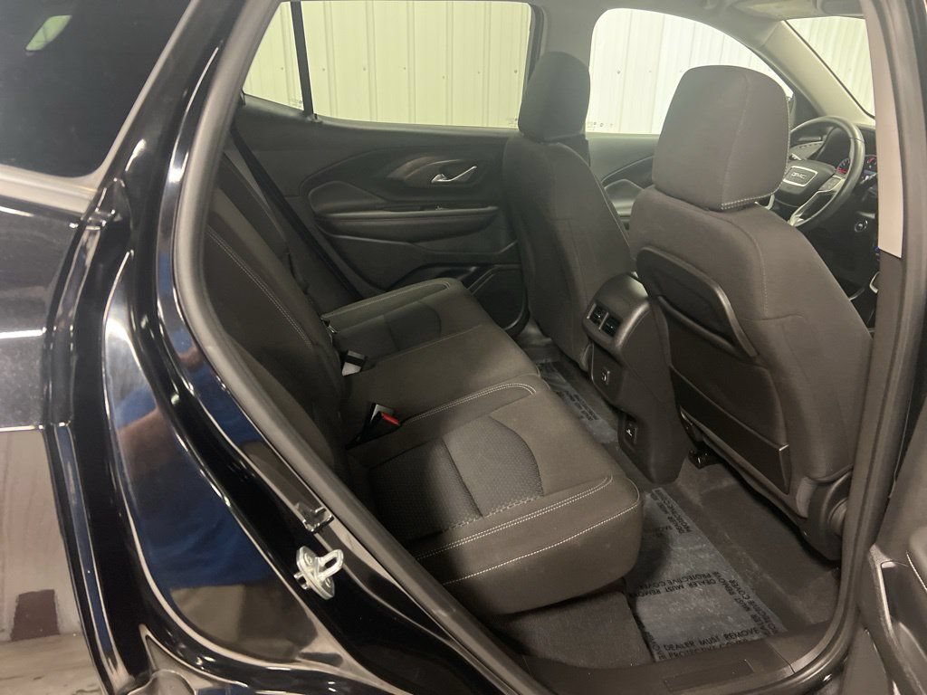 Certified 2023 GMC Terrain SLE w/ Driver Convenience Package AWD/4WD image 11