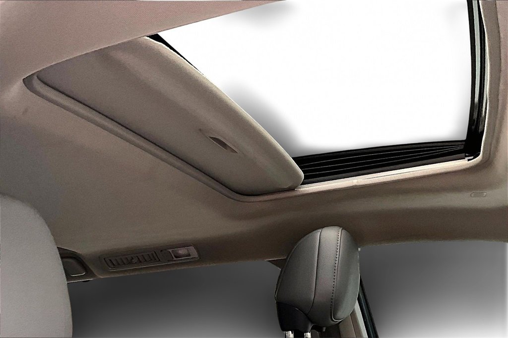 Certified 2024 Toyota Sienna XLE image 29