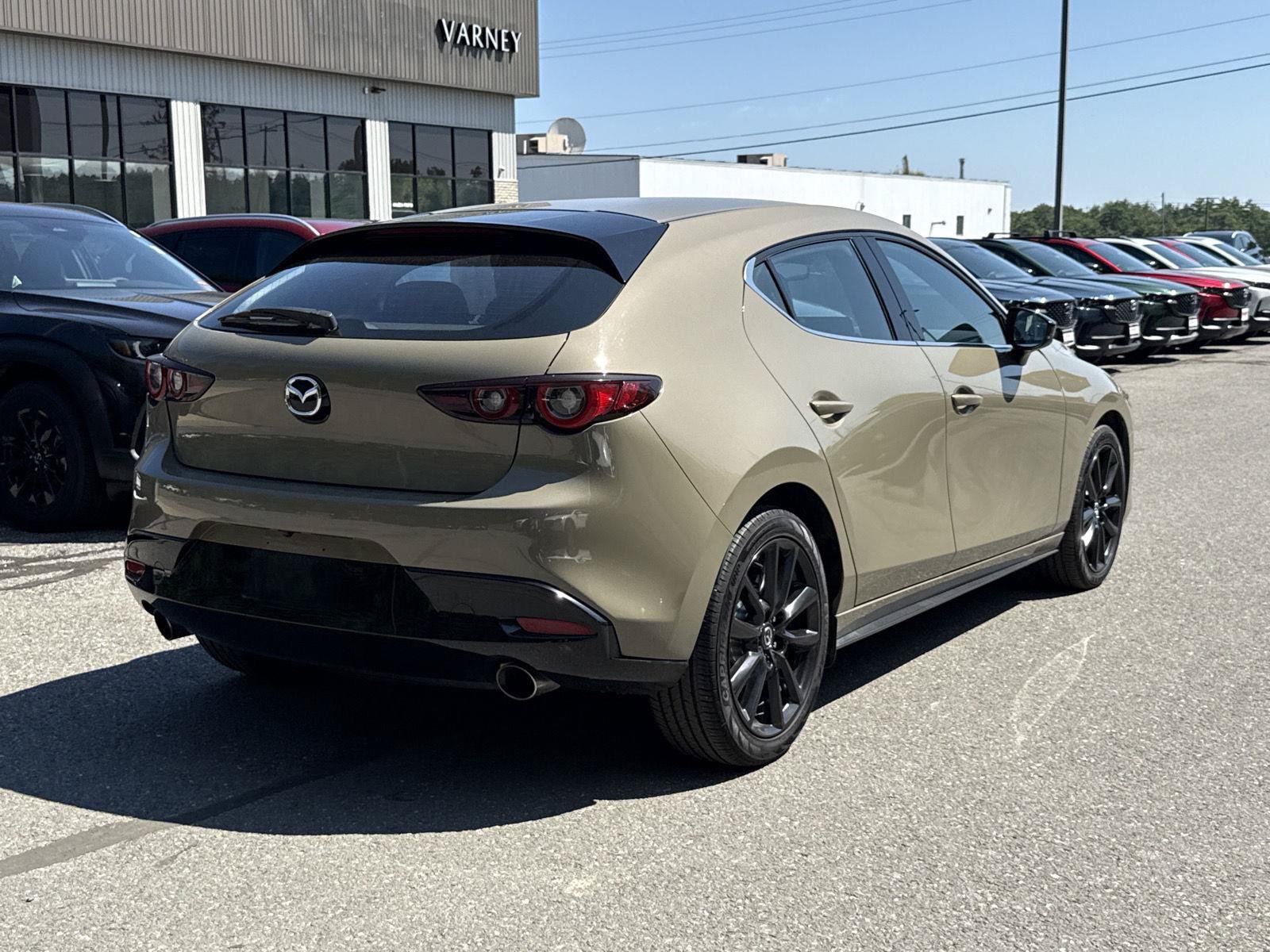 Used 2024 MAZDA MAZDA3 s AWD/4WD image 6