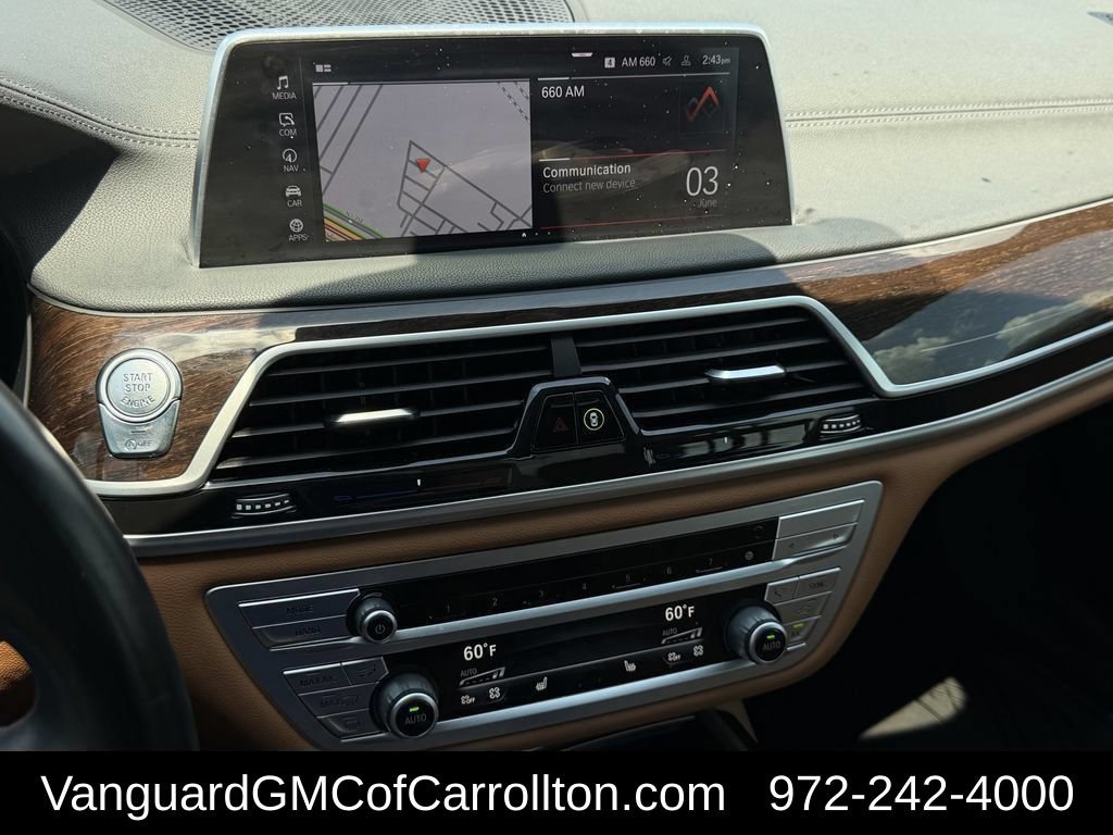 Used 2022 BMW 750i xDrive w/ M Sport Package AWD/4WD image 44