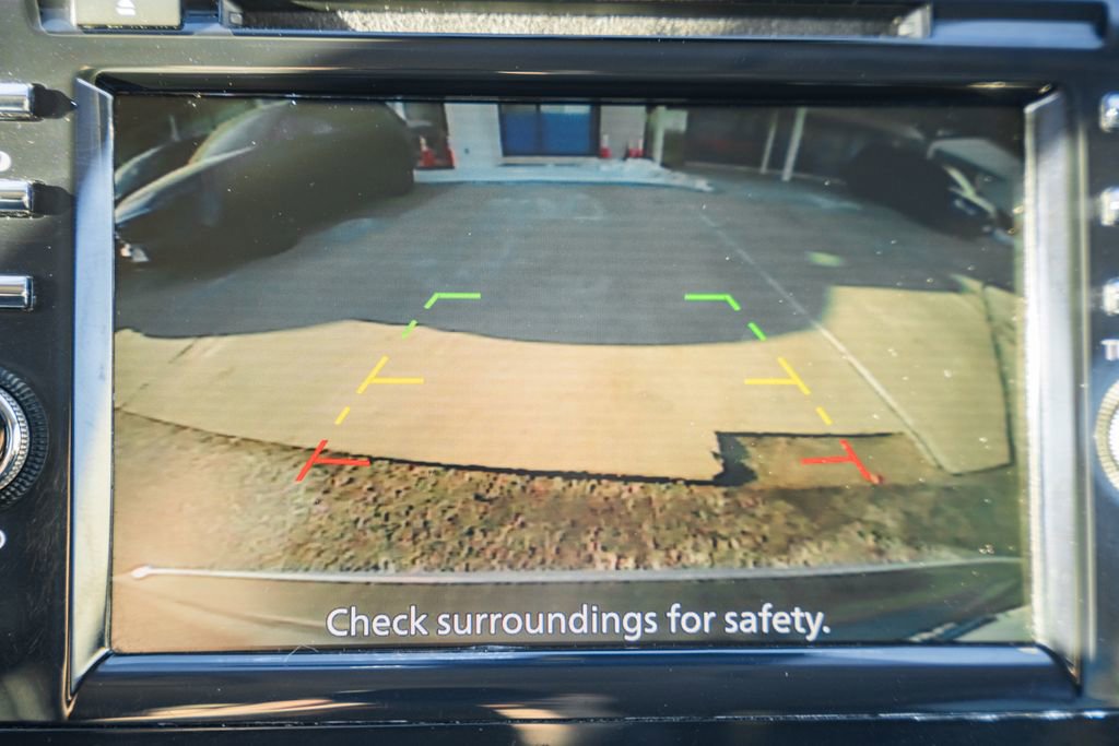 Used 2023 Nissan Murano SV image 42