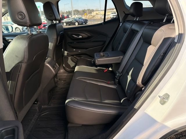 Used 2022 GMC Terrain SLT w/ Tech Package AWD/4WD image 28