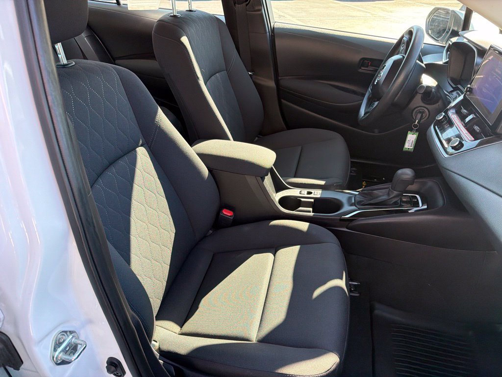 Certified 2025 Toyota Corolla LE FWD image 11