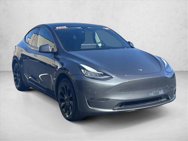 Used 2024 Tesla Model Y Long Range AWD/4WD image 3