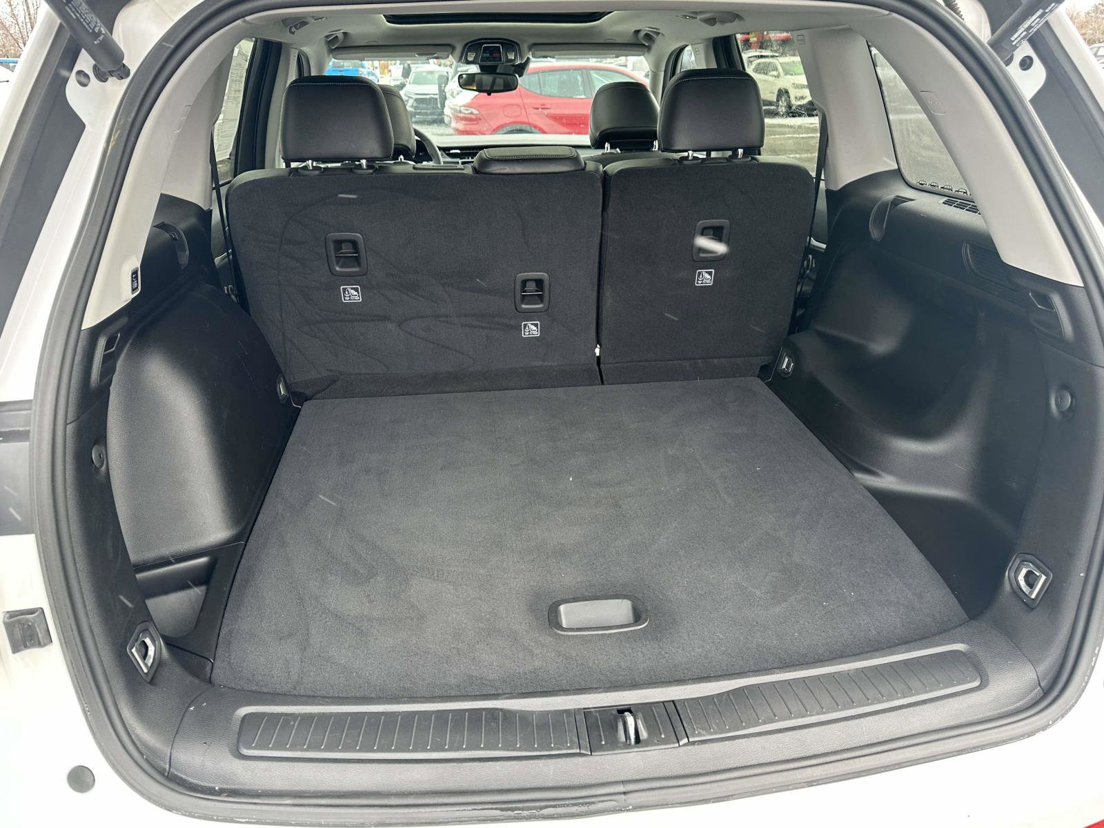 Used 2023 Jeep Grand Cherokee Limited image 11