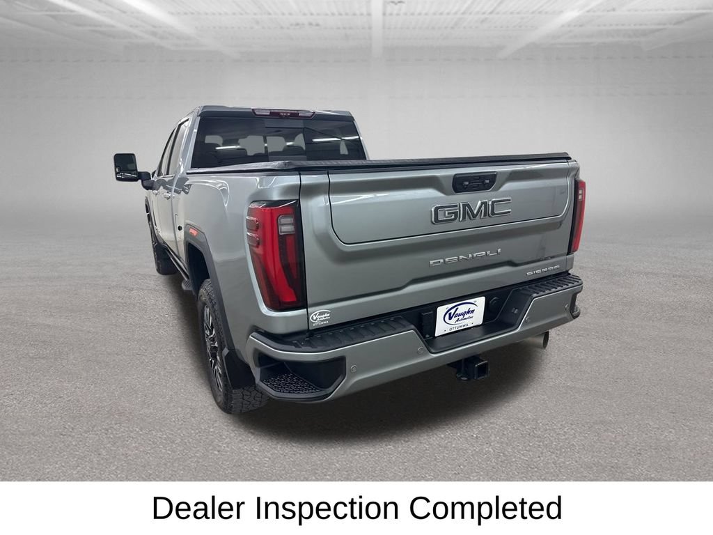 Used 2024 GMC Sierra 2500 Denali Ultimate AWD/4WD image 11
