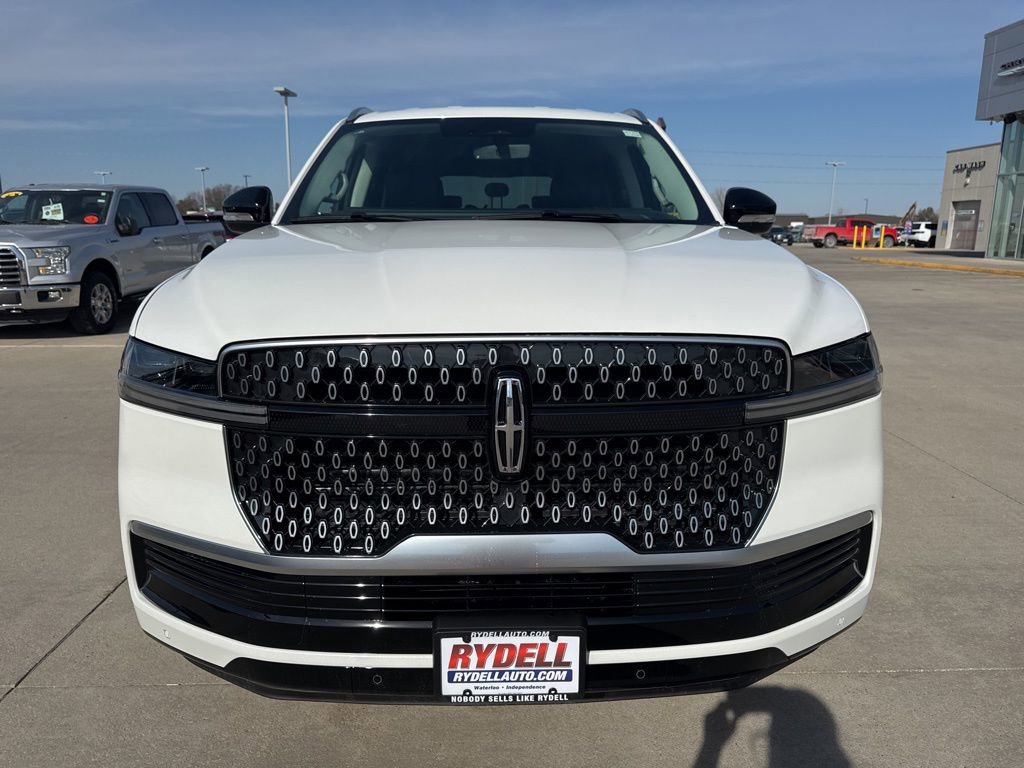 New 2026 Lincoln Navigator L Premier image 28