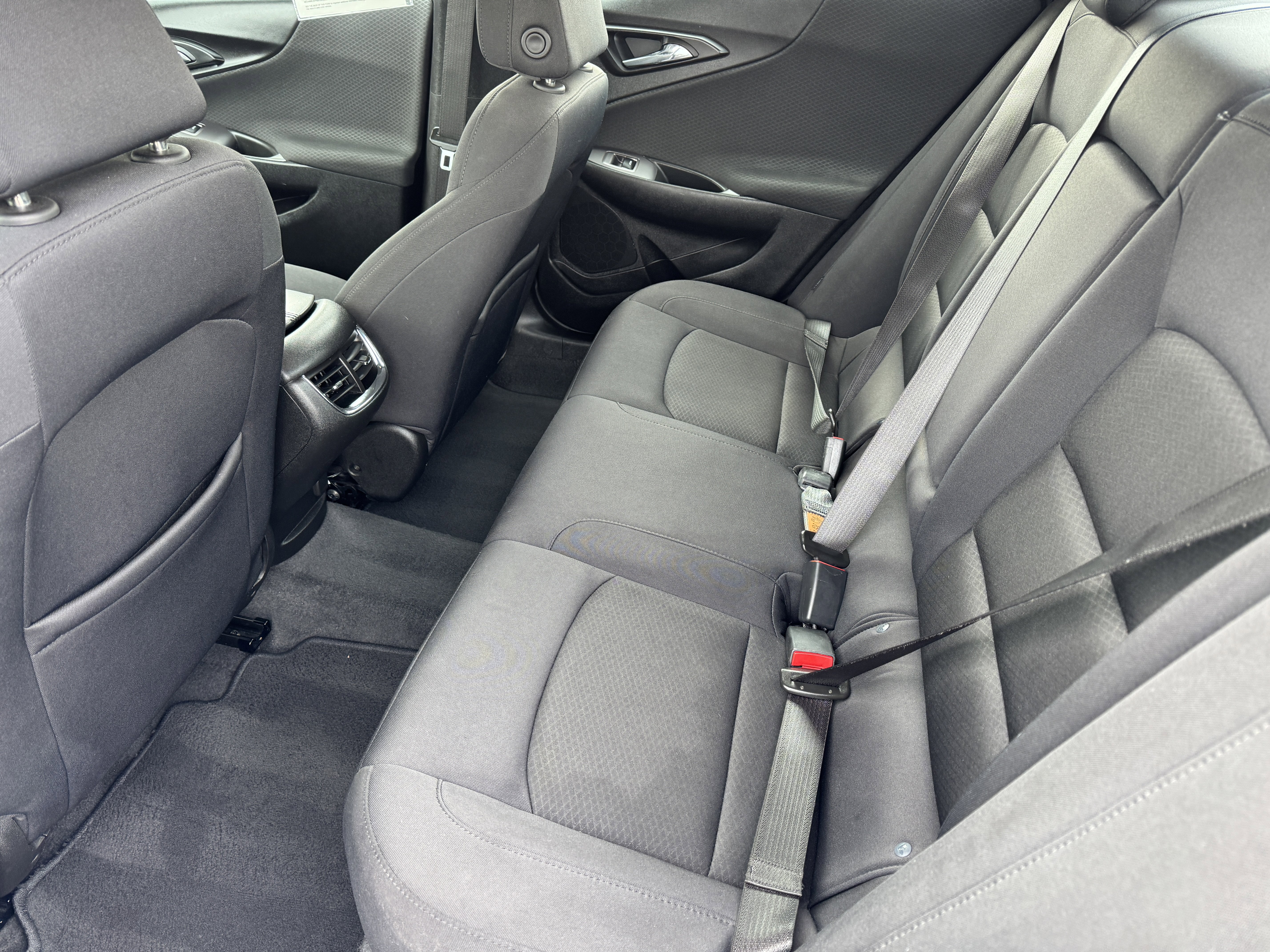 Used 2022 Chevrolet Malibu LT image 14