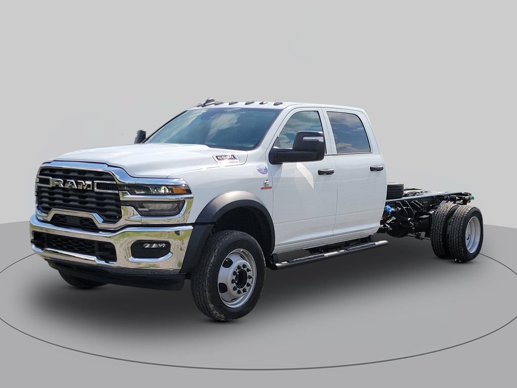 New 2026 RAM 5500 Tradesman AWD/4WD image 7