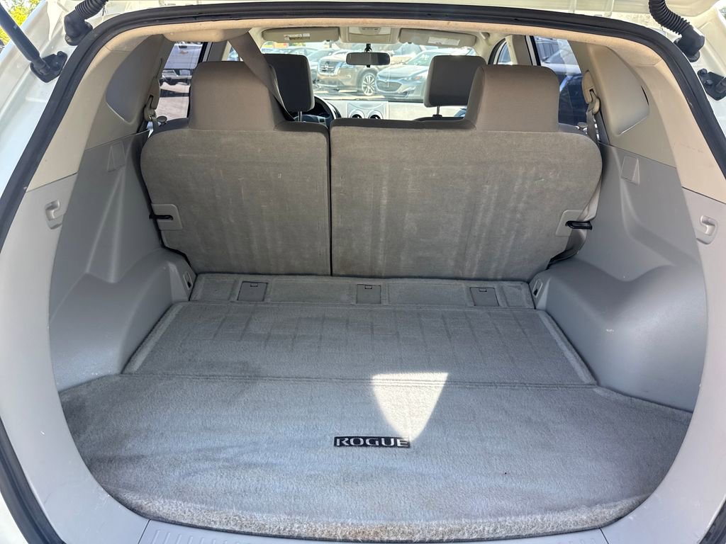 Used 2014 Nissan Rogue S w/ Convenience Package image 21