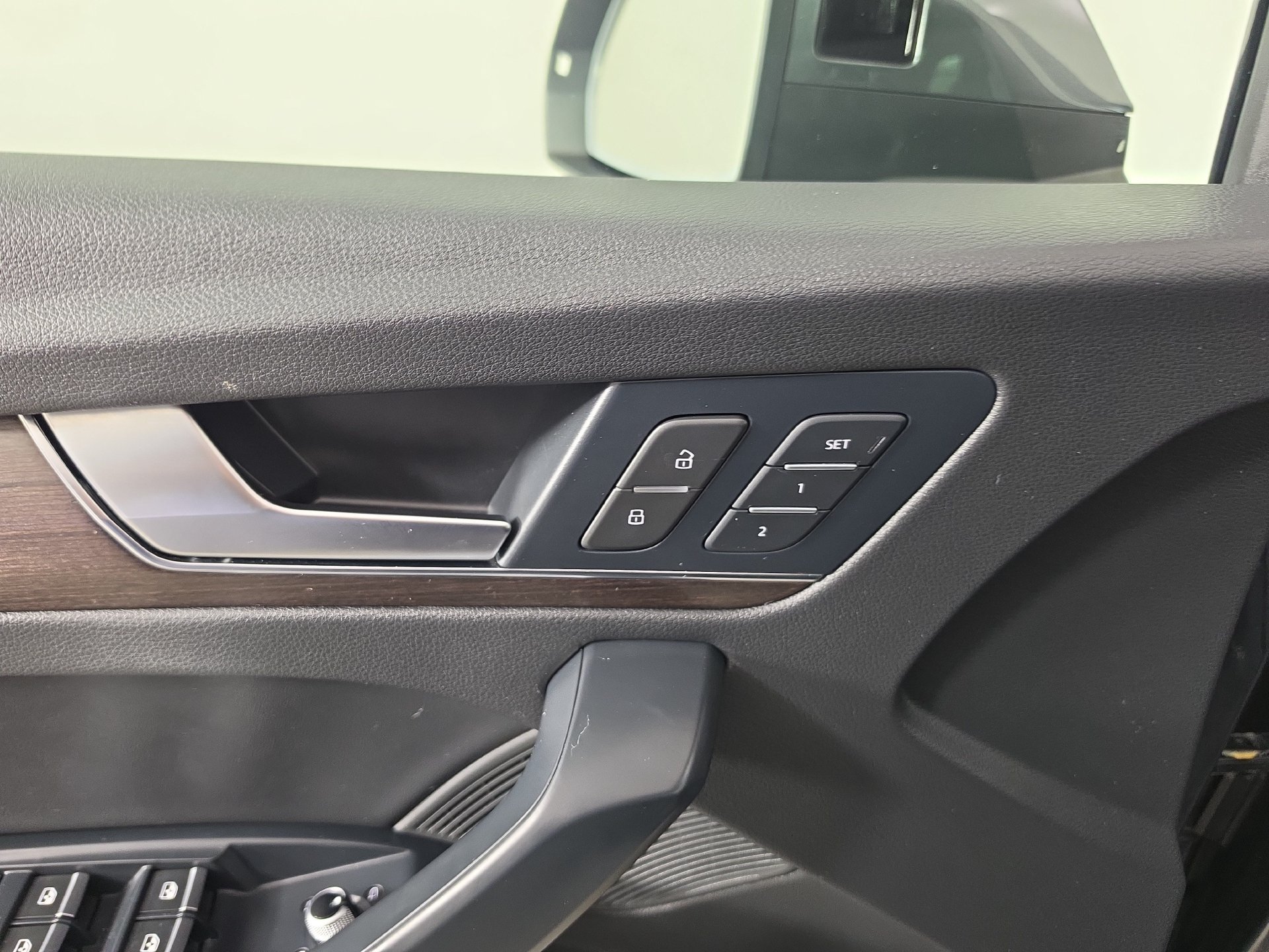 Used 2023 Audi Q5 2.0T Premium Plus AWD/4WD image 8