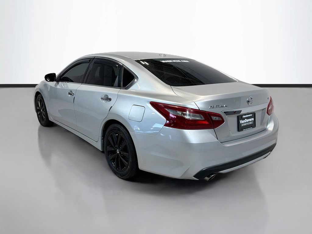 Used 2018 Nissan Altima 2.5 SL FWD image 5