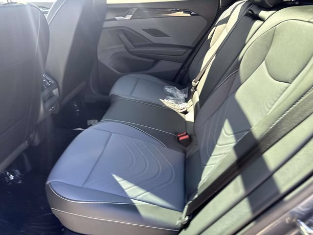 New 2026 Volkswagen Tiguan SE R-Line FWD image 11