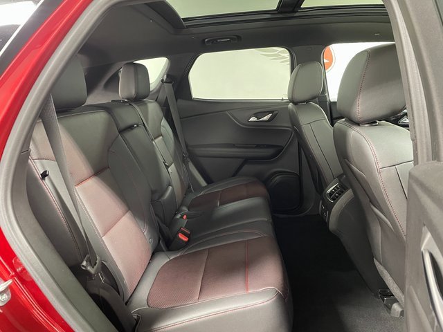 Used 2022 Chevrolet Blazer RS w/ Driver Confidence II Package image 22