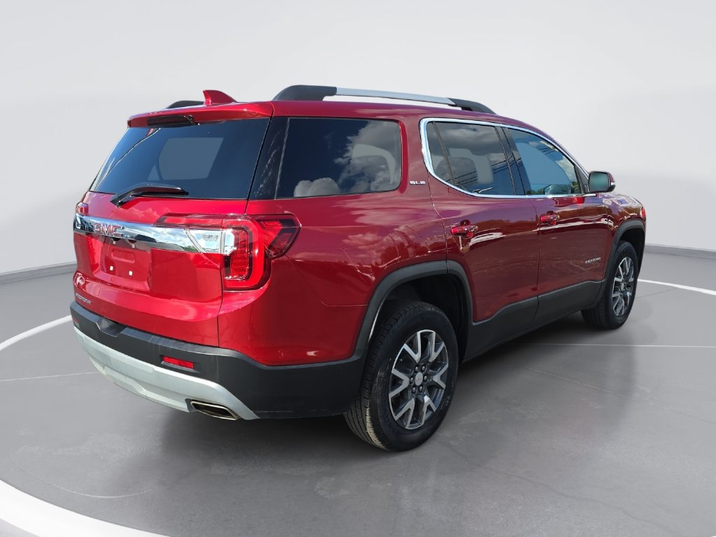 Certified 2023 GMC Acadia SLE w/ Driver Convenience Package FWD image 3