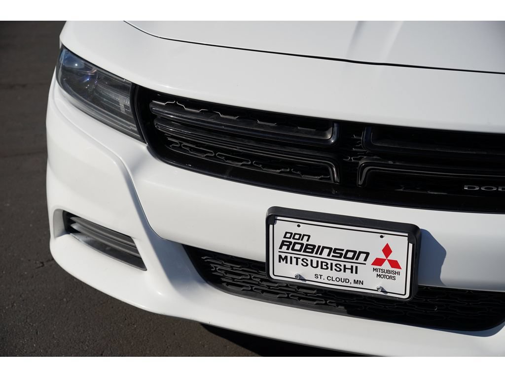 Used 2018 Dodge Charger SXT RWD image 9