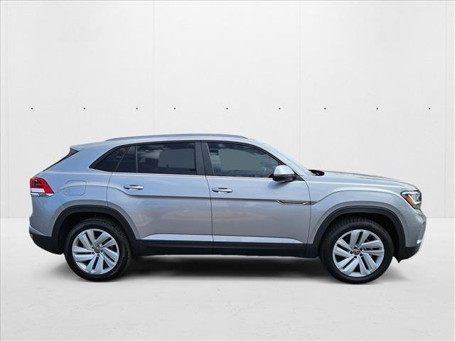 Used 2022 Volkswagen Atlas Cross Sport SE image 4