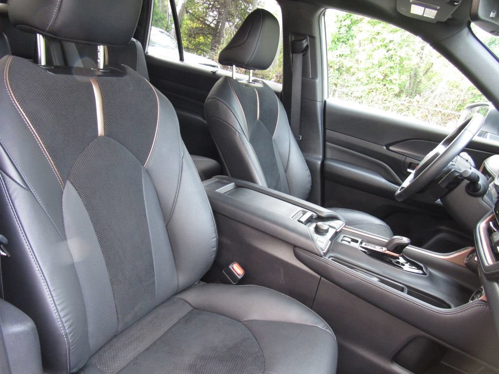 Certified 2024 Toyota Grand Highlander AWD Hybrid image 21