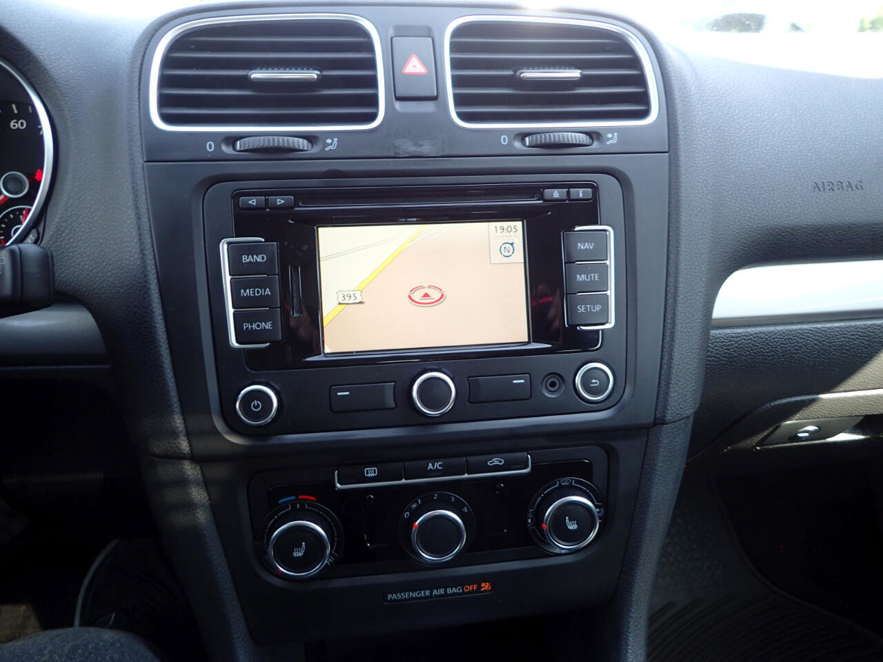 Used 2013 Volkswagen Golf TDI image 20