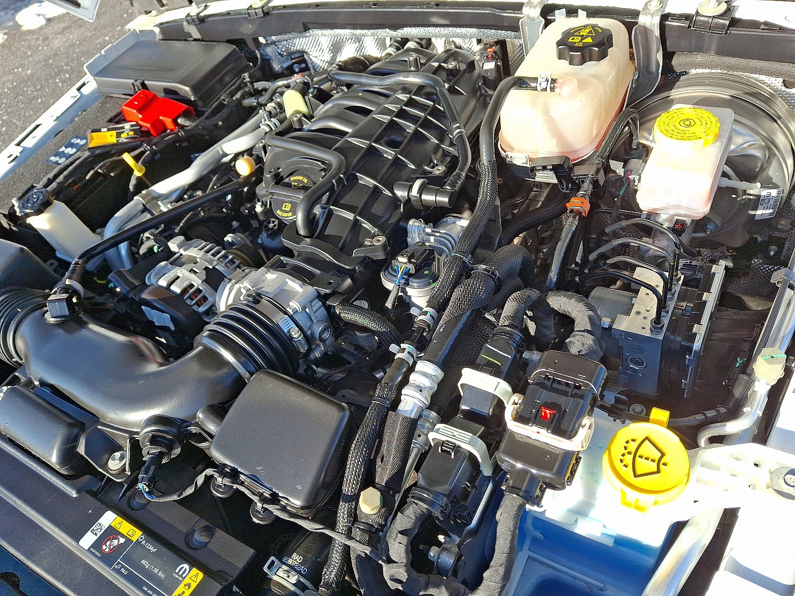 Used 2024 Jeep Wrangler Unlimited Sport image 26