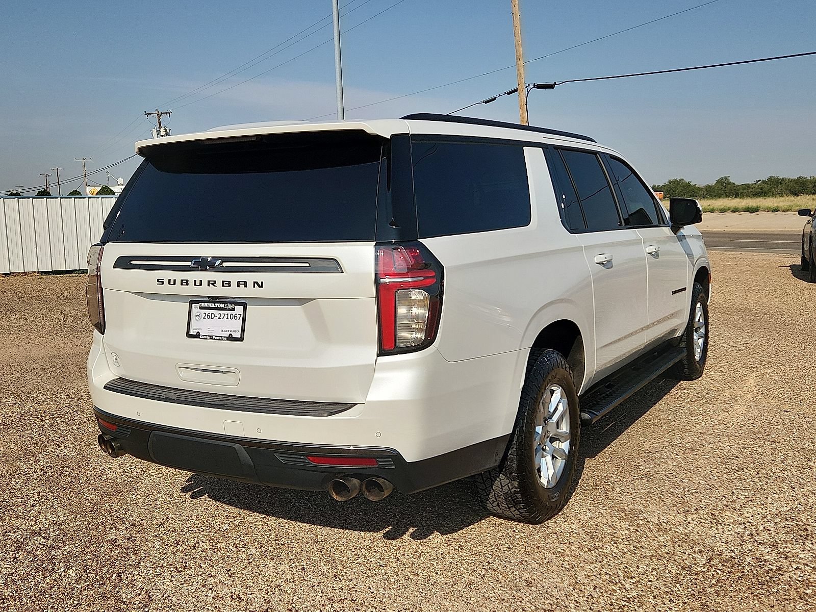 Used 2022 Chevrolet Suburban Z71 w/ Z71 Off-Road Package AWD/4WD image 4