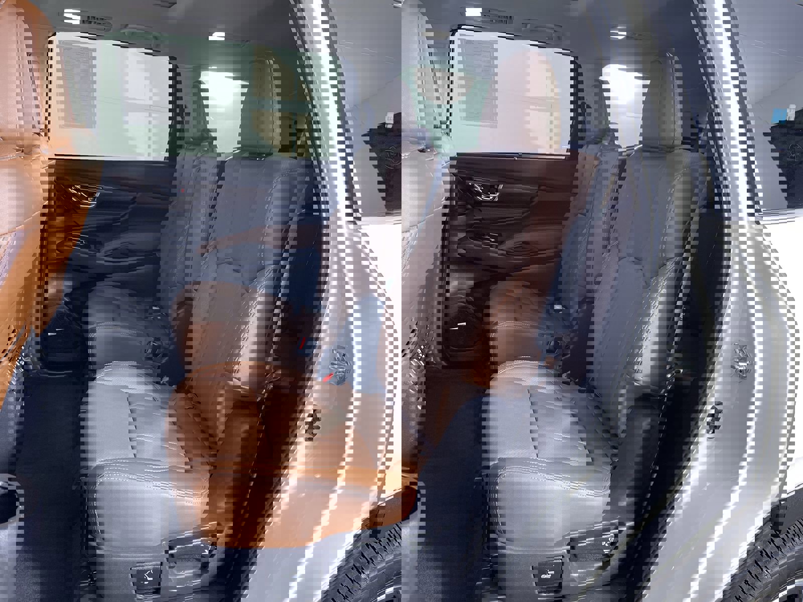 Certified 2025 Subaru Ascent Touring image 23