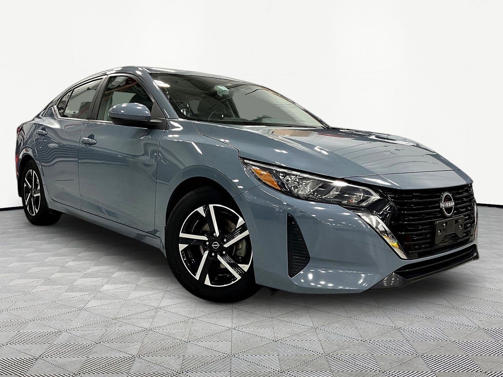 Used 2024 Nissan Sentra SV w/ All-Weather Package FWD image 3