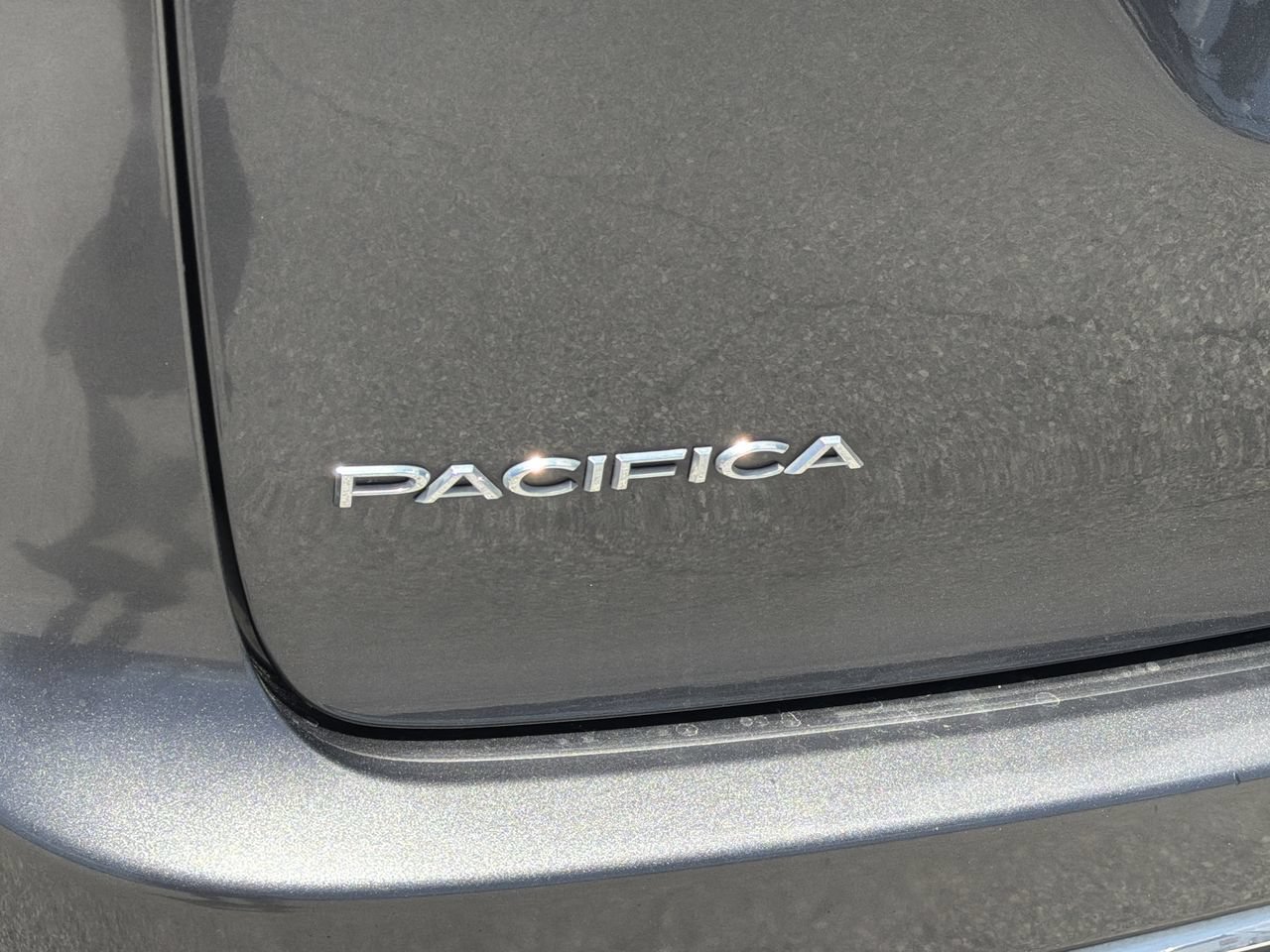 Used 2017 Chrysler Pacifica Touring Plus FWD image 9