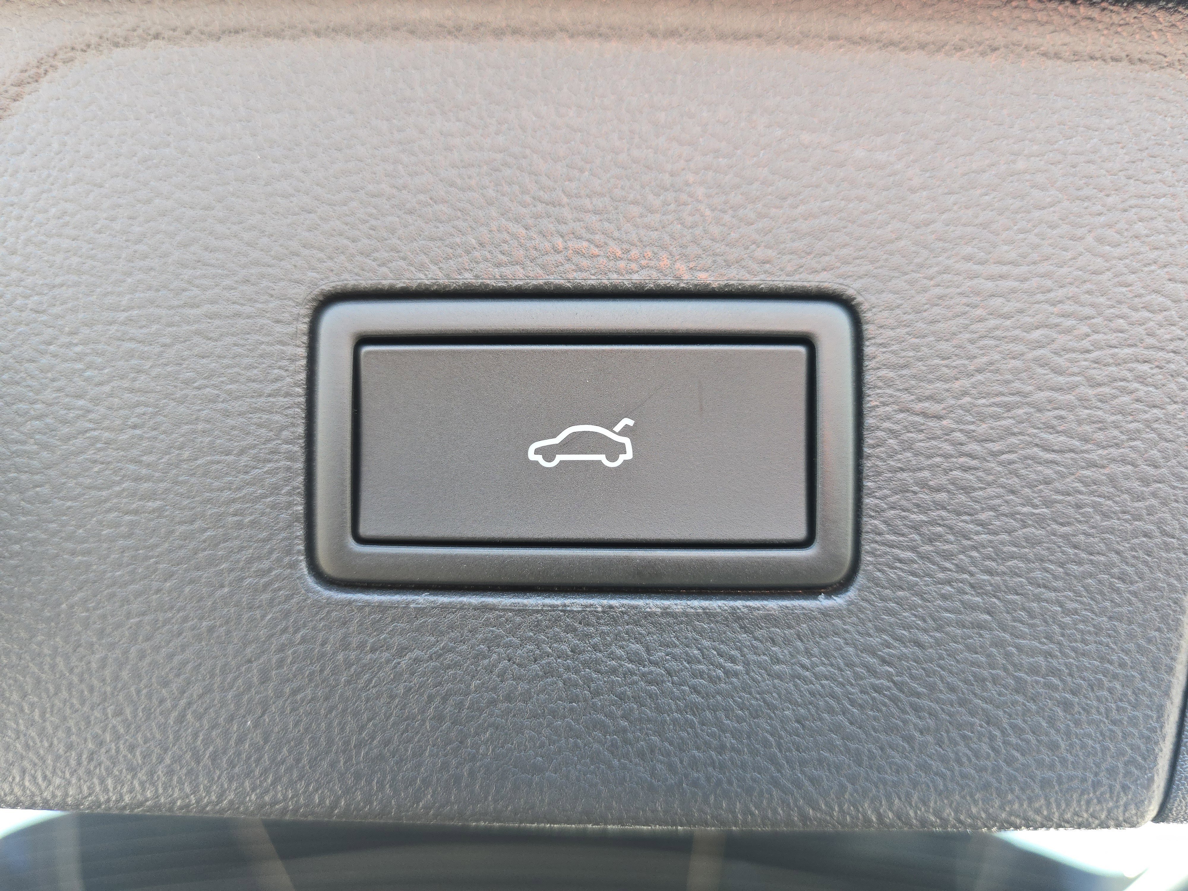 New 2026 Volkswagen Atlas SEL image 16