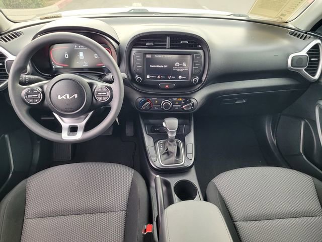 Used 2023 Kia Soul LX w/ Option Group 015 image 9
