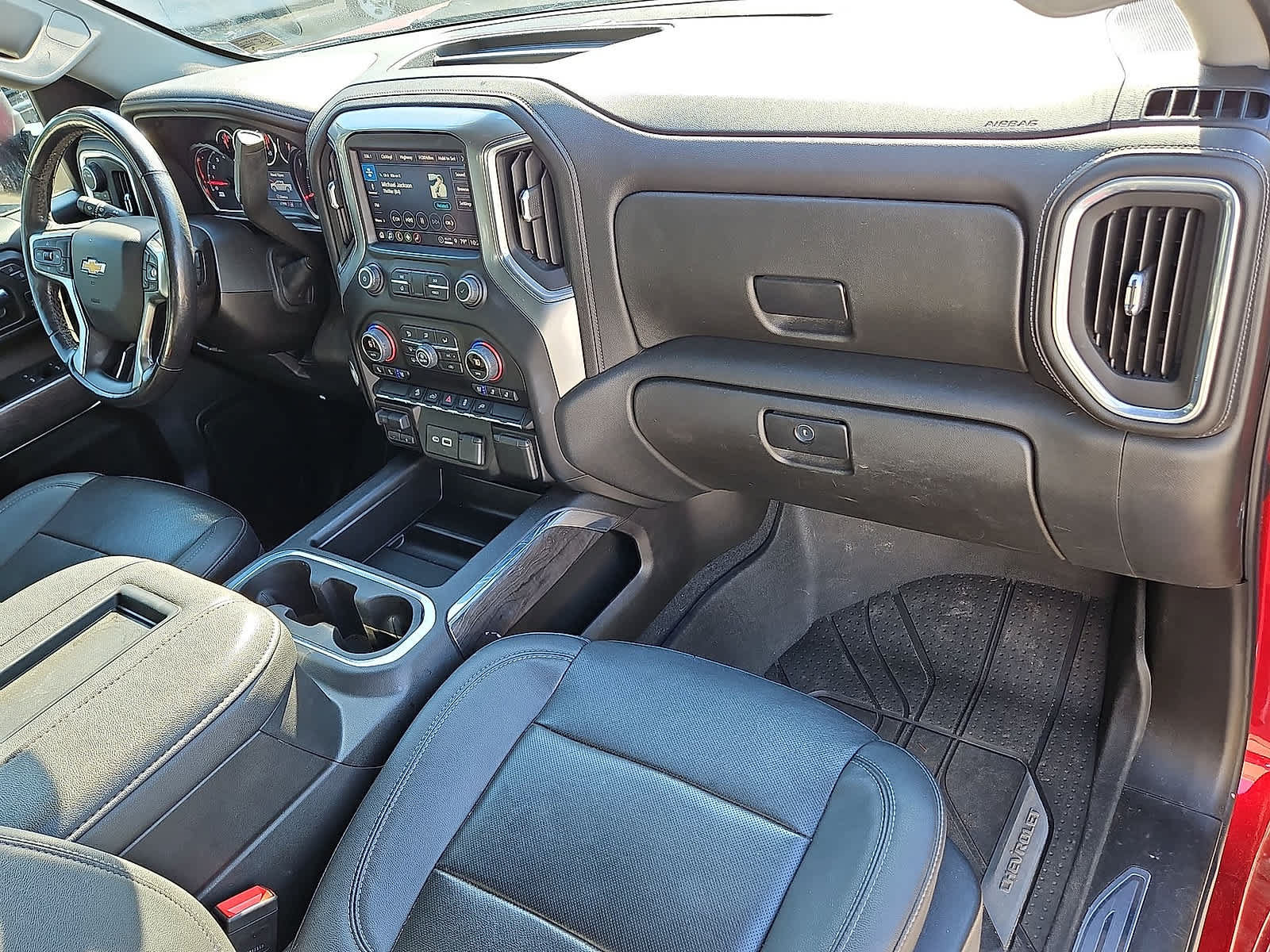 Used 2022 Chevrolet Silverado 2500 LTZ w/ LTZ Convenience Package AWD/4WD image 33
