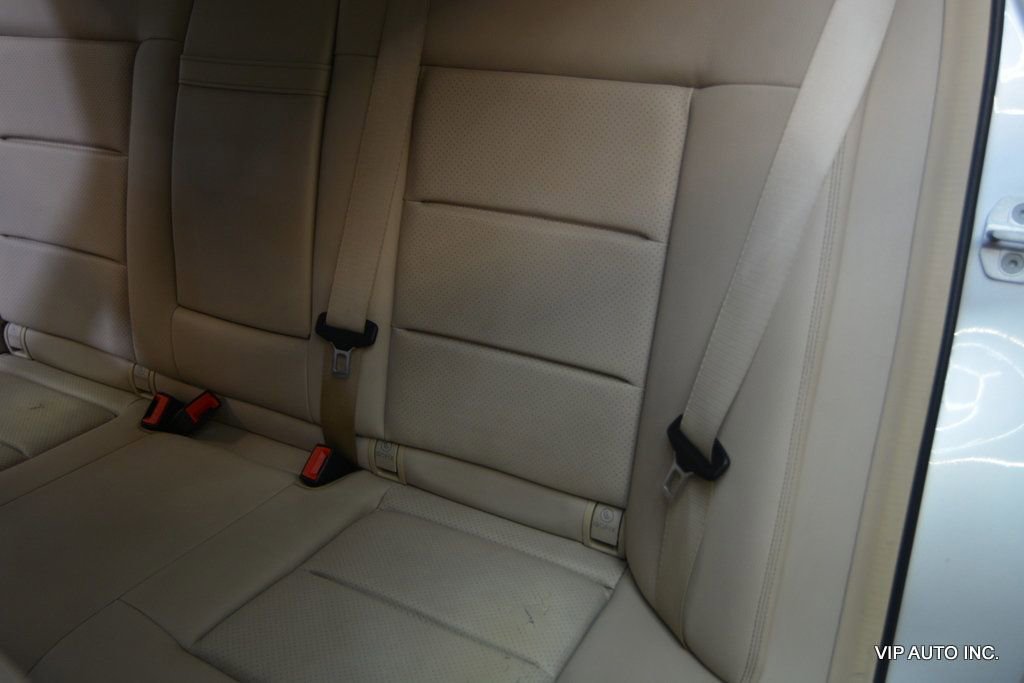 Used 2014 Mercedes-Benz E 350 Sedan image 24