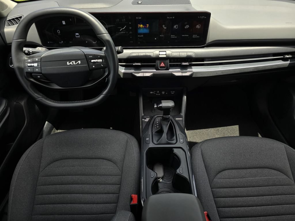 Used 2025 Kia K4 EX FWD image 32