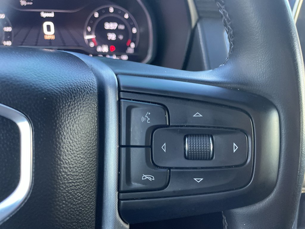 Used 2023 GMC Yukon SLT image 27