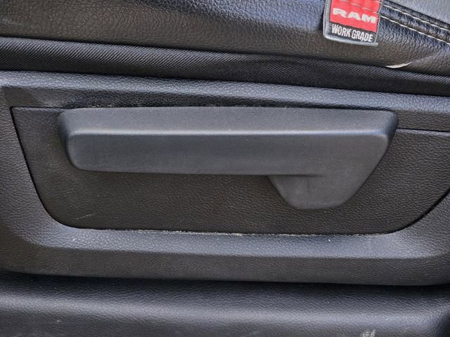 Used 2022 RAM 5500 Tradesman w/ Chrome Appearance Group image 28